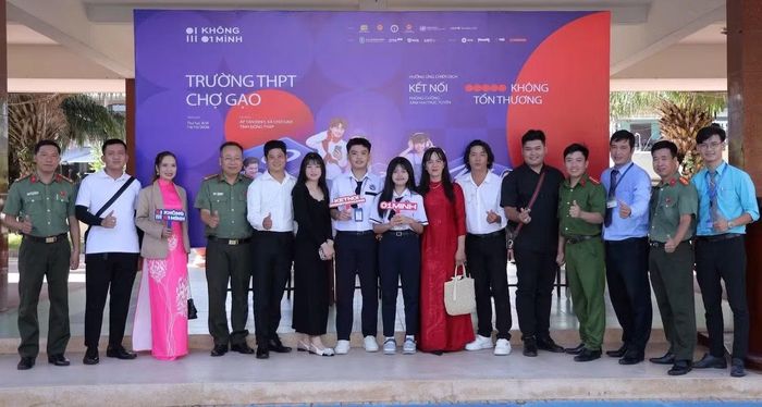 Công an Đồng Tháp triển khai chiến dịch “Không một mình 2026 – Kết nối không tổn thương” tại Trường THPT Chợ Gạo.