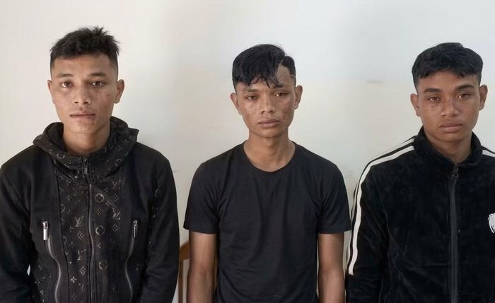 3 đối tượng Tương, Quân và Wêt đang bị tạm giữ hình sự tại Cơ quan điều tra.