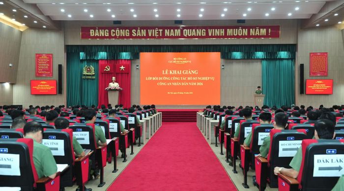 Quang cảnh buổi lễ khai giảng.