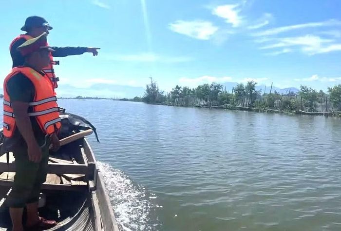 Đầm phá Tam Giang – Cầu Hai được người dân ở xã Phú Vang tận dụng mặt nước nuôi trồng thủy sản.