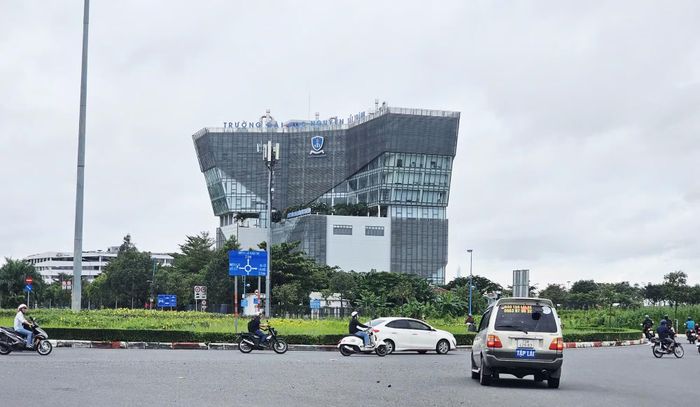 Một góc Khu Công nghệ cao TP Hồ Chí Minh- nơi sẽ được thí điểm trở thành Khu Công nghệ cao đầu tiên trên cả nước đạt mô hình phát thải ròng bằng "0".
