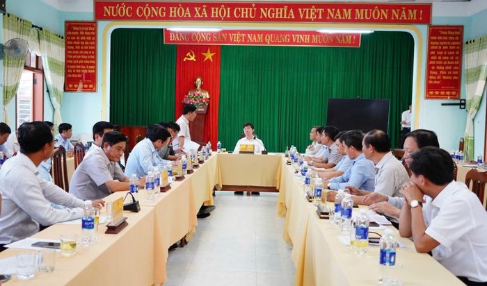 Lãnh đạo UBND tỉnh Quảng Trị yêu cầu các sở, ngành, địa phương nêu rõ lộ trình giải quyết dứt điểm các vướng mắc còn tồn đọng.