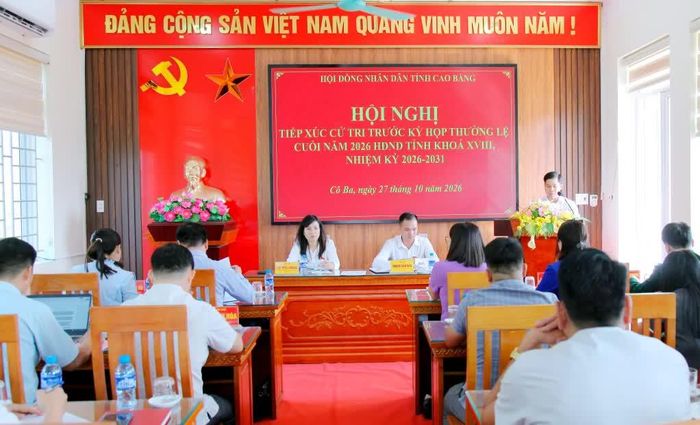 Tổ đại biểu số 14 HĐND tỉnh tiếp xúc cử tri xã Cô Ba.