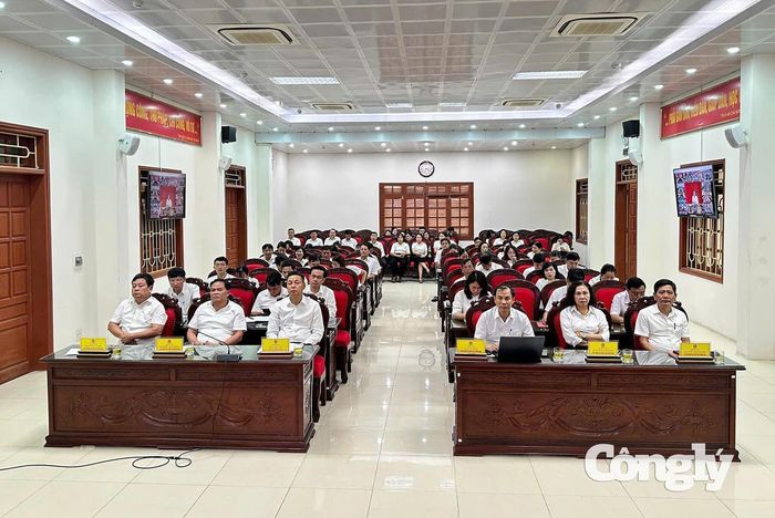Điểm cầu TAND tỉnh Ninh Bình (Ảnh: Nguyễn Sự)