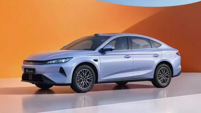 Thiết kế ngoại thất Qin Plus DM-i 2027. Ảnh: BYD.