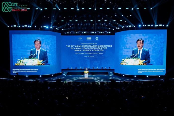 Thứ trưởng Bộ Nông nghiệp và Môi trường Nguyễn Hoàng Hiệp nhấn mạnh khoa học, công nghệ và đổi mới sáng tạo là động lực chính, có vai trò quyết định đối với phát triển chăn nuôi bền vững.