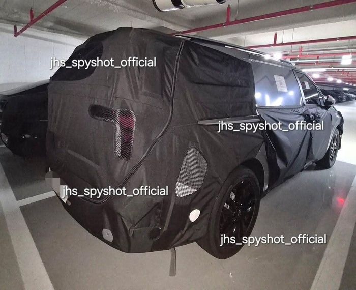 Kia Carnival thế hệ thứ 5 hiện đang được chạy thử tại Hàn Quốc. (Ảnh: jhs_spyshot_official)