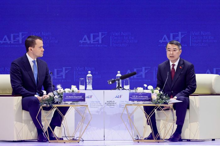 Phiên đối thoại cùng Thủ tướng Chính phủ trong khuôn khổ Diễn đàn Kinh tế Mùa thu 2026. (Ảnh: Hùng Triều)