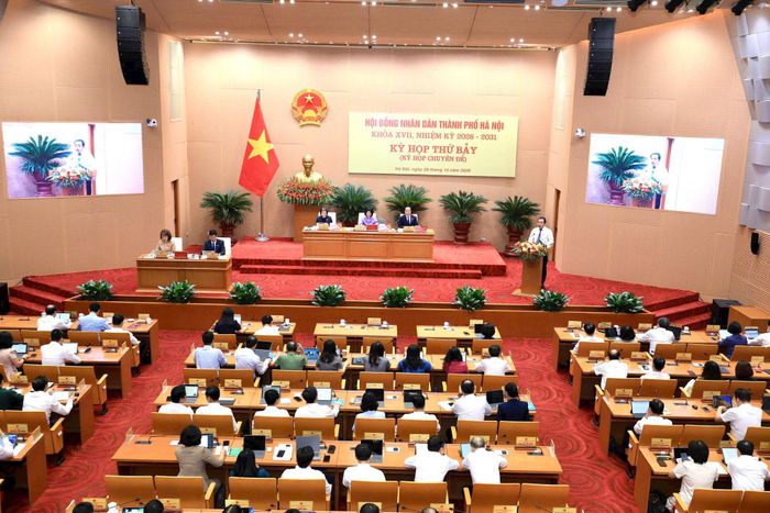 Bí thư Thành ủy Hà Nội Trần Đức Thắng phát biểu tại kỳ họp. Ảnh: Thành Thái Hùng