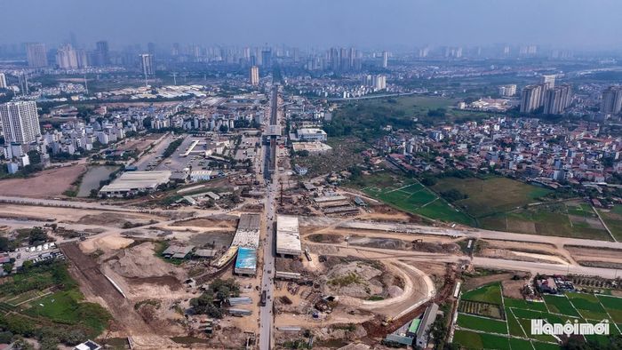 Trong giai đoạn 1, tuyến Vành đai 4 - Vùng Thủ đô được quy hoạch 8 nút giao liên thông lớn. Trong đó, nút giao với Quốc lộ 6 tại phường Yên Nghĩa giữ vai trò kết nối giao thông quan trọng ở cửa ngõ Tây Nam Hà Nội, liên thông tuyến vành đai với trục đường hướng tâm và mạng lưới giao thông khu vực.