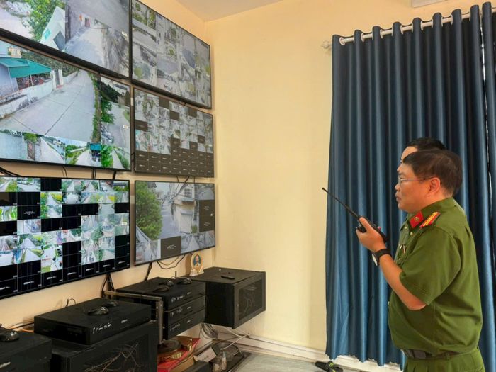 Trung tâm chỉ huy đặt tại trụ sở Công an xã. Ảnh: PV