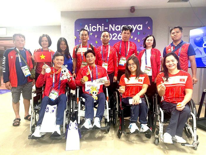 Trưởng đoàn Nguyễn Trọng Hổ luôn sâu sát với các vận động viên tại sân chơi lớn châu Á. Ảnh: Nguyễn Dương