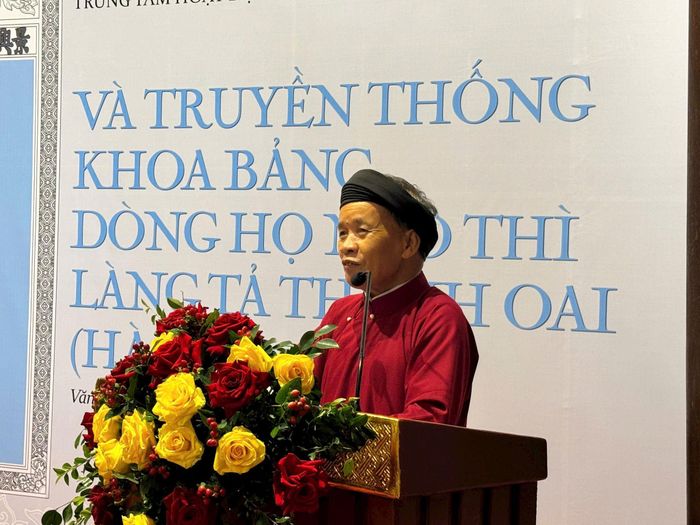 PGS.TS Bùi Xuân Đính tham gia đóng góp ý kiến tại hội thảo. Ảnh: Hoàng Lân.