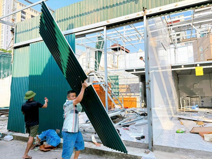 Một số hình ảnh cưỡng chế tại hiện trường. Ảnh: PV