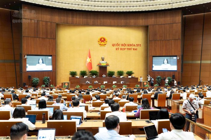 Quang cảnh phiên thảo luận chiều 28-10. Ảnh: quochoi.vn