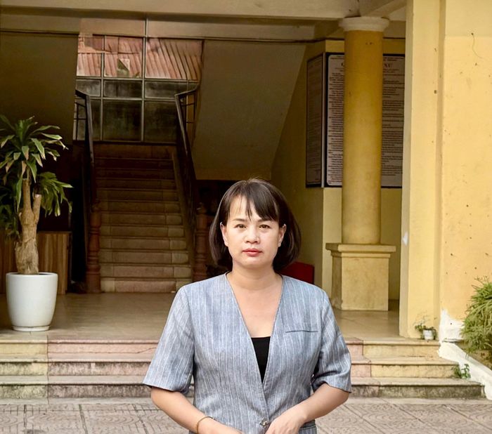 Bà Lê Thị Hồng Phúc, Phó Giám đốc Trung tâm Dịch vụ tổng hợp xã Bình Minh. Ảnh: Đỗ Đạt