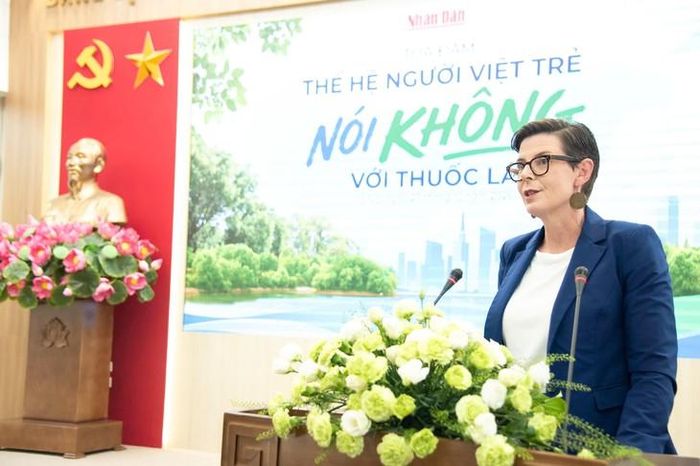 TS Angela Pratt - Trưởng Đại diện Tổ chức Y tế thế giới (WHO) tại Việt Nam phát biểu. Ảnh: Vũ Duy