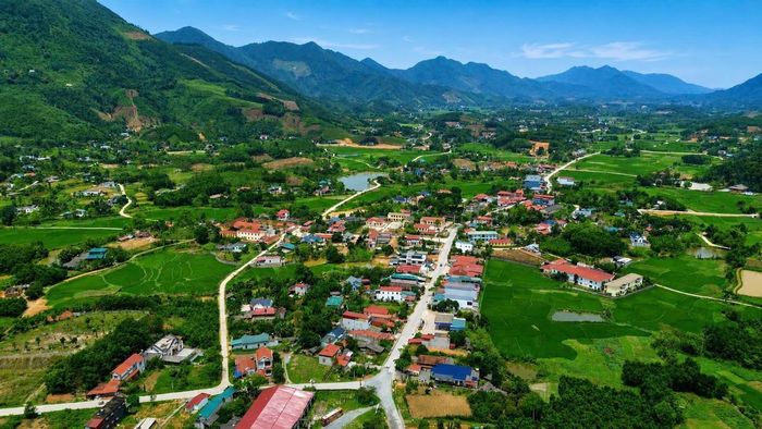 Xã núi Minh Hòa có sức bật lớn nhờ nguồn lực hỗ trợ của các Chương trình MTQG.