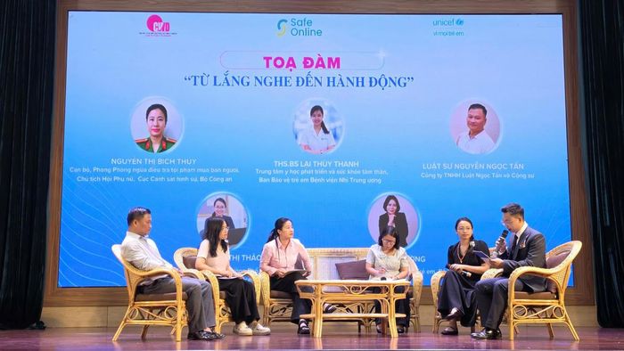 Quang cảnh buổi tọa đàm. Ảnh: PV