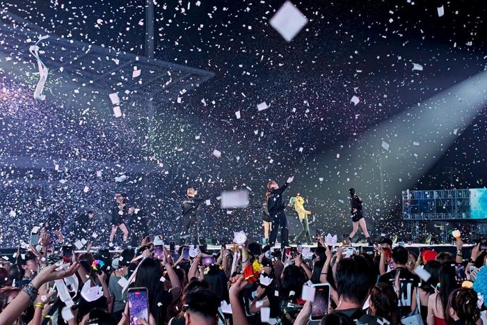 Toàn cảnh đêm concert của BigBang tại sân vận động Mỹ Đình, Hà Nội. Ảnh: NSX.