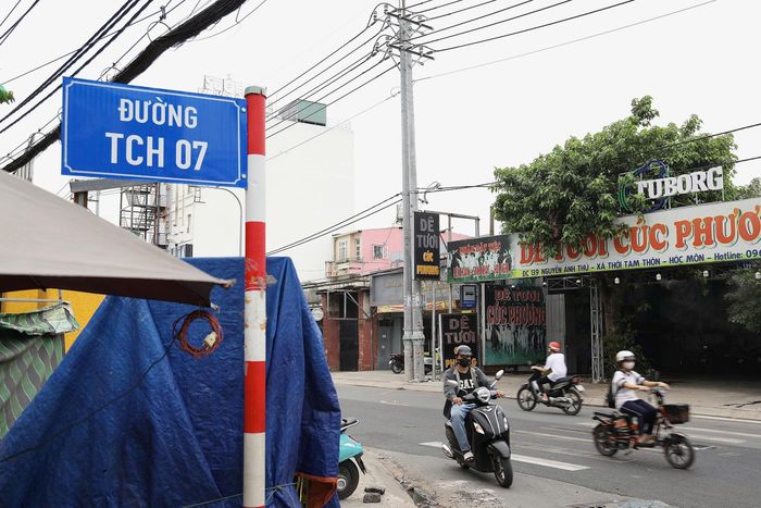  Tại TP.HCM có nhiều tuyến đường được đặt tên viết tắt. Ảnh: Chí Nguyên. 