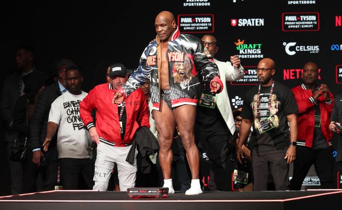 Mike Tyson từng bị đưa đến trường giáo dưỡng Tryon School for Boys năm 1979, khi mới 13 tuổi.