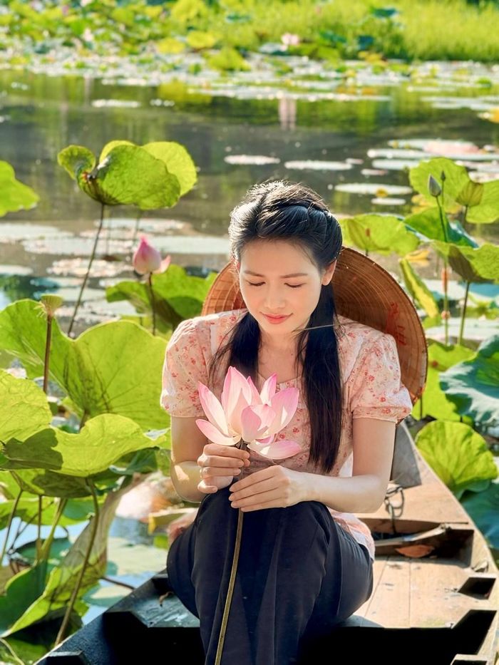 Văn Phượng vào vai người phụ nữ truân chuyên trong phim truyền hình mới “Nỗi đau ký ức"