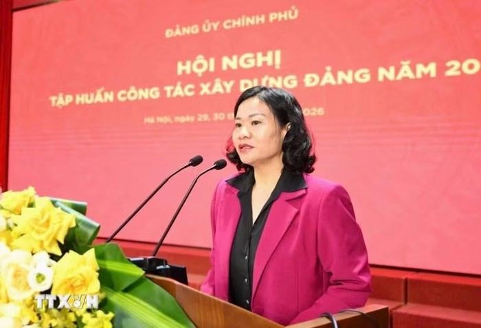 Phó Bí thư Đảng ủy Chính phủ Nguyễn Thị Tuyến phát biểu tại hội nghị. Ảnh: Chu Thanh Vân/TTXVN
