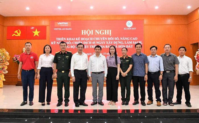 Các đại biểu tham dự hội nghị