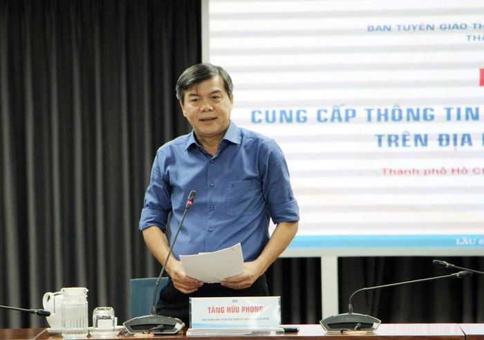Ông Tăng Hữu Phong, Phó Trưởng Ban Tuyên giáo Thành ủy TP.HCM định hướng một số nội dung tuyên truyền trọng tâm trong thời gian tới