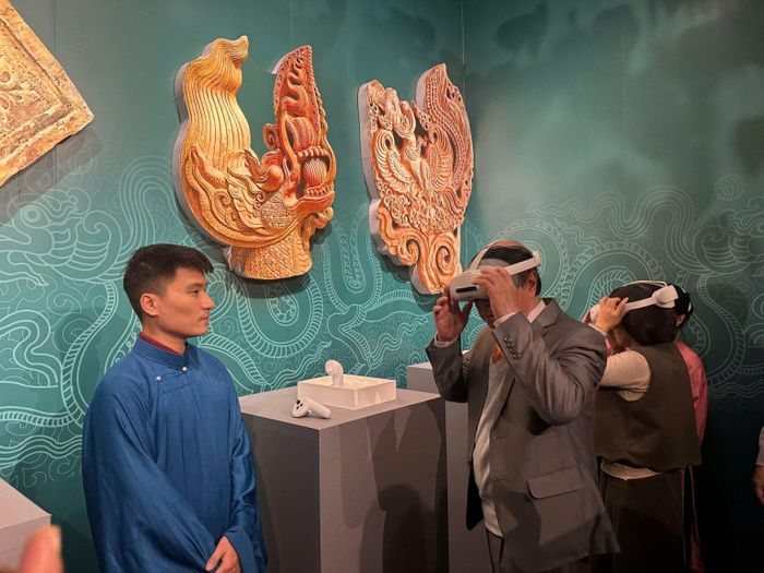 Trải nghiệm công nghệ thực tế ảo VR360 tại Hoàng thành Thăng Long