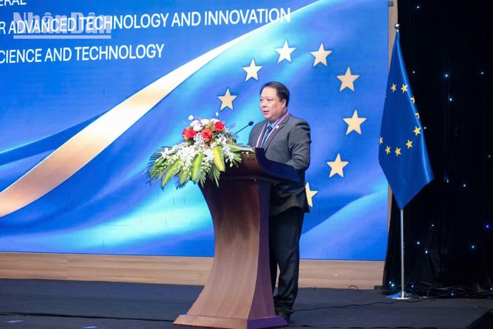 Ông Nguyễn Đắc Bình Minh, Phó Viện trưởng Viện Đổi mới sáng tạo quốc gia, Bộ Khoa học và Công nghệ, nhấn mạnh giá trị lớn nhất của hợp tác khoa học công nghệ. (Ảnh: MINH DUY)