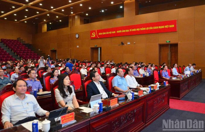 Các đại biểu tham dự hội nghị. (Ảnh: PHẠM CƯỜNG)
