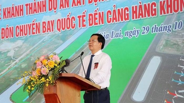 Phó Thủ tướng Chính phủ Hồ Quốc Dũng phát biểu tại lễ khánh thành. (Ảnh: PHÚC THẮNG)
