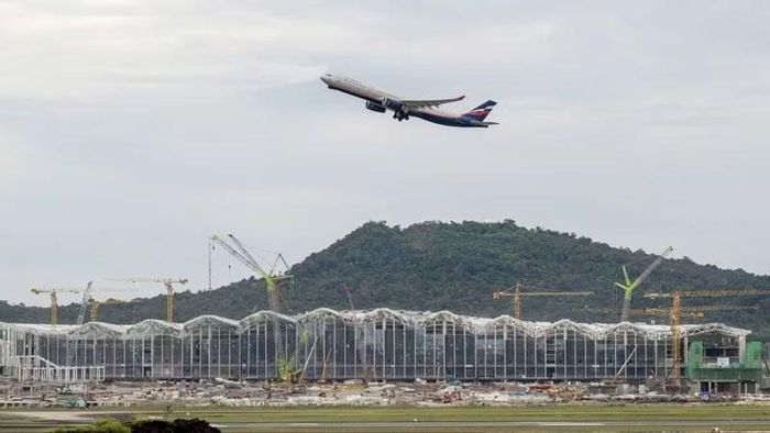 Cảng hàng không quốc tế Phú Quốc hướng tới mục tiêu phục vụ 24 triệu lượt khách/năm trong giai đoạn đầu và có thể nâng công suất lên 50 triệu khách/năm trong dài hạn. (Ảnh: CTV)