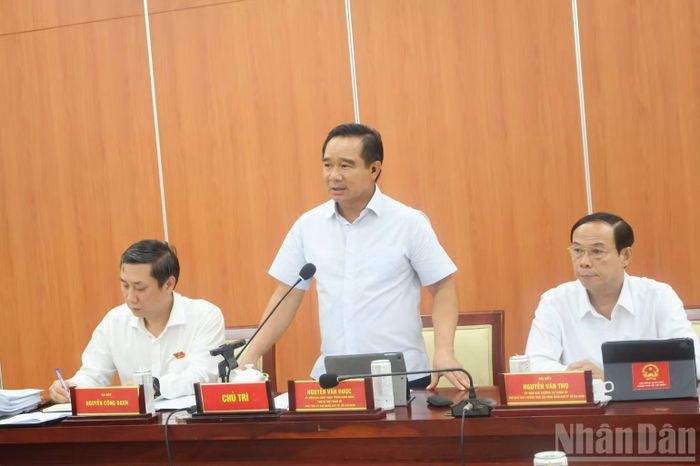 Ông Nguyễn Văn Được, Ủy viên Trung ương Đảng, Chủ tịch Ủy ban nhân dân Thành phố Hồ Chí Minh phát biểu tại phiên thảo luận tổ. (Ảnh: VƯƠNG LÊ)