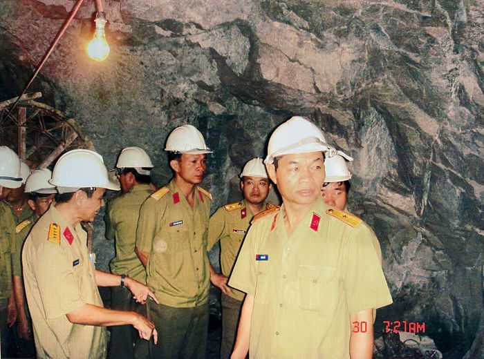  Binh chủng Công binh kiểm tra công trình của Quân khu 7, năm 2005. Ảnh do đơn vị cung cấp