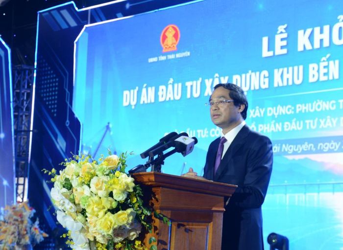   Đồng chí Trịnh Xuân Trường, Ủy viên Trung ương Đảng, Bí thư Tỉnh ủy Thái Nguyên phát biểu tại lễ khởi công. 