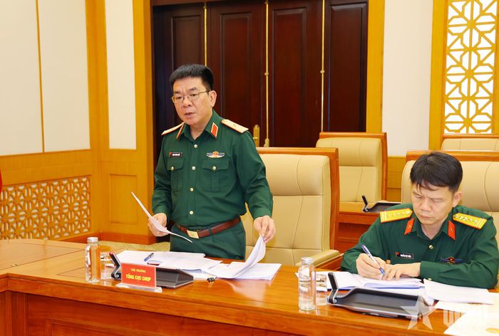 Các đại biểu đóng góp ý kiến tại hội nghị. 