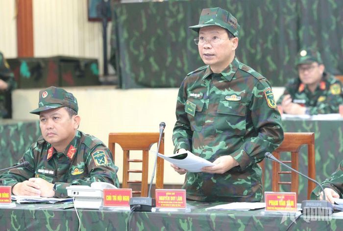  Đồng chí Nguyễn Duy Lâm kết luận hội nghị. 