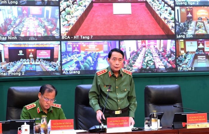Thượng tướng Lê Quốc Hùng điều hành phần thảo luận tại hội nghị (Ảnh: Cổng TTĐT BCA)