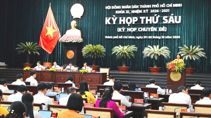 Kỳ họp thứ 6 HĐND TPHCM khóa XI sáng 29-10. Ảnh: VIỆT DŨNG