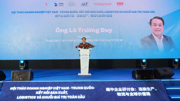  Giám đốc Trung tâm Cách mạng Công nghiệp lần thứ tư tại TPHCM Lê Trường Duy phát biểu tại hội thảo. Ảnh: HÙNG TRIỀU 