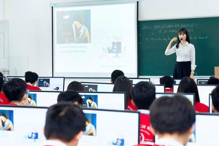 Sự đồng hành của giáo viên giúp học sinh sử dụng AI có trách nhiệm và biết kiểm chứng thông tin.