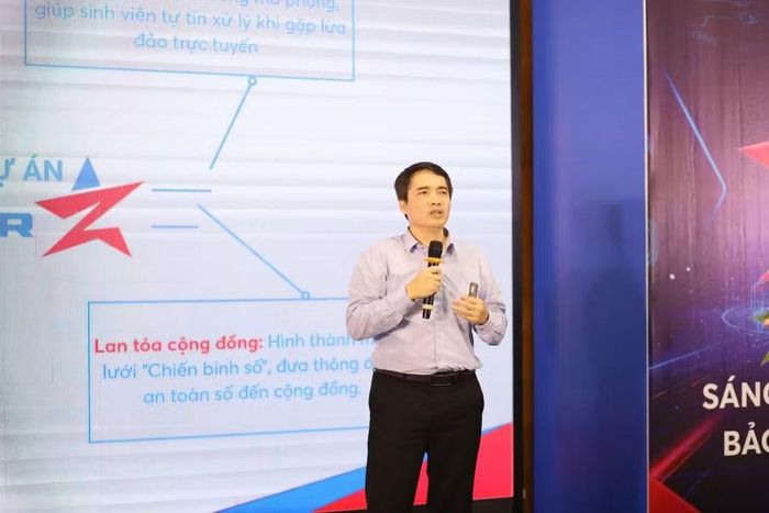 Nhà báo Nguyễn Tất Hồng Dương, Tổng biên tập Tạp chí điện tử An ninh mạng Việt Nam, kỳ vọng CyberZ 2026 sẽ giúp sinh viên phát huy sức sáng tạo và lan tỏa thông điệp phòng, chống lừa đảo trực tuyến đến cộng đồng.