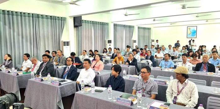 Đông đảo đại biểu trong nước và quốc tế tham dự Hội thảo.