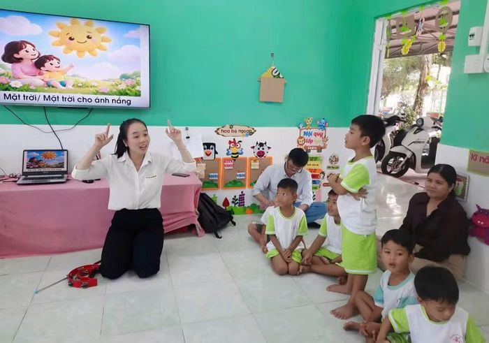 Tiết học đổi mới phương pháp của cô và trò Trường Mầm non Ô Lâm (xã Ô Lâm, tỉnh An Giang).