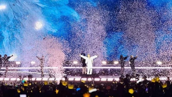 Nhóm BIGBANG tạo nên những khoảnh khắc bùng nổ tại sân vận động Mỹ Đình. (Ảnh: Quỳnh Phương)