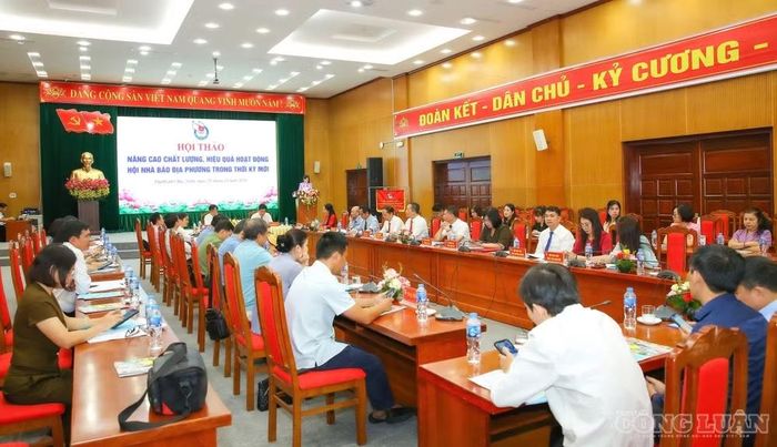 Hội thảo tập trung trao đổi giải pháp tháo gỡ khó khăn về tổ chức, nhân lực và nâng cao hiệu quả hoạt động Hội Nhà báo địa phương sau hợp nhất