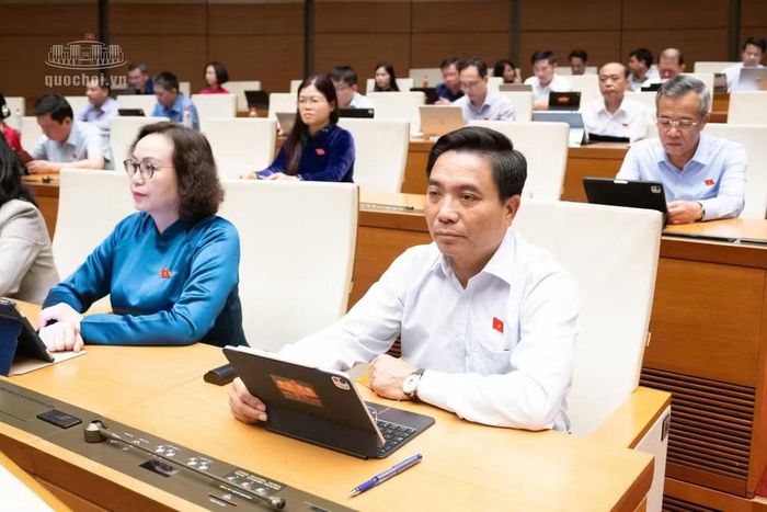 Các đại biểu tham dự phiên thảo luận tại hội trường ngày 29/10. Ảnh: QH